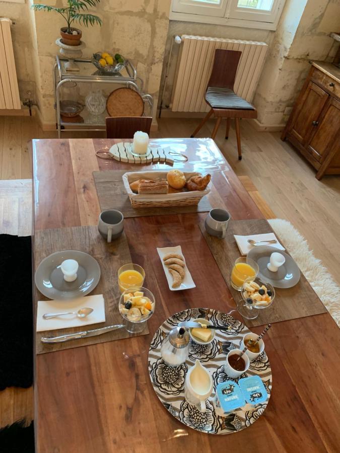 Suite Privative Abella - Aile De Maison Bourgeoise Ambares-et-Lagrave ภายนอก รูปภาพ